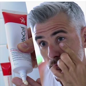 Meet your Posher, Julio